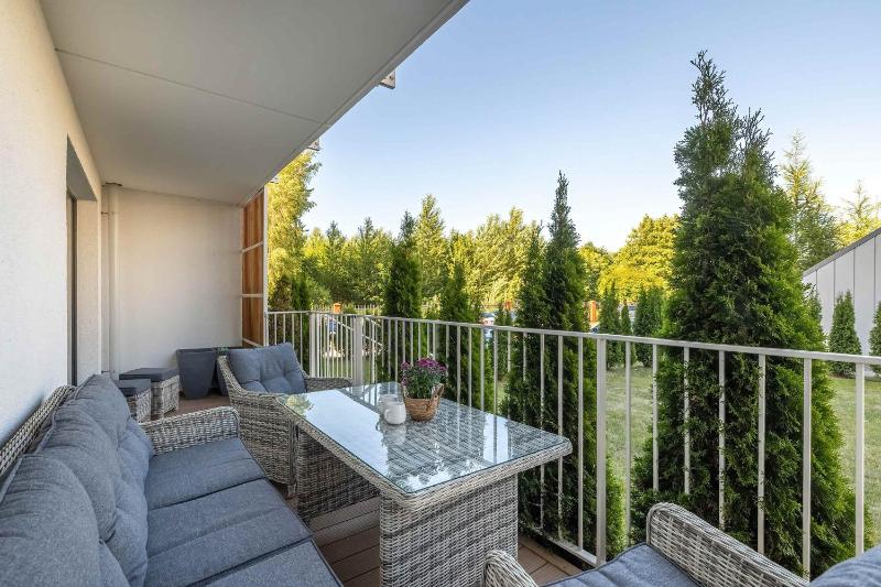 Osiedle Feniks Apartament z Basenem & Sauną i Salą Zabaw by Noclegi Renters - image 13
