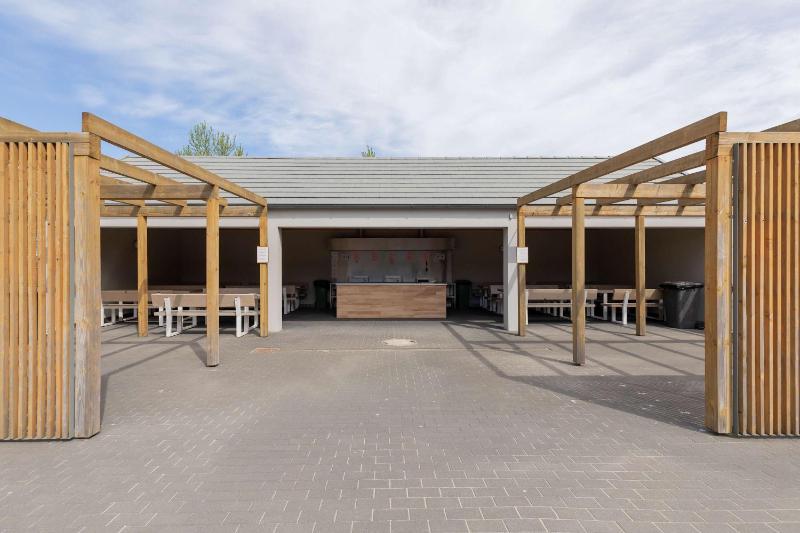 Osiedle Feniks Apartament z Basenem & Sauną i Salą Zabaw by Noclegi Renters - image 31