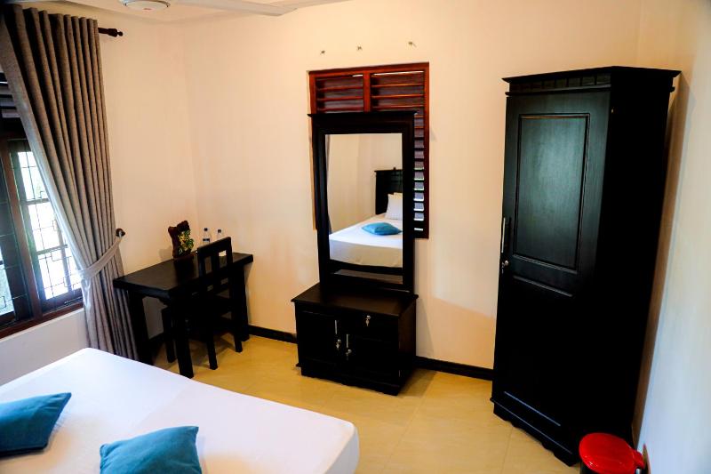 Villana Villa Bentota - image 7
