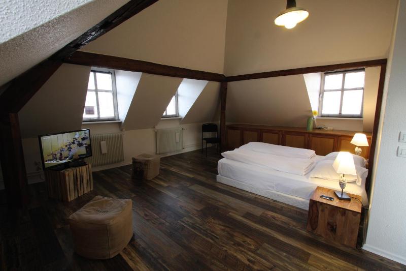 Suite image 2
