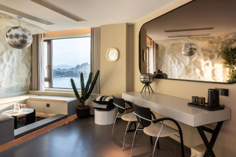 NiaoDao Seaview Hotel - image 25