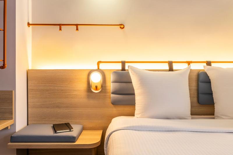 Standard Room with a Double Bed and a Bunk Bed image 3