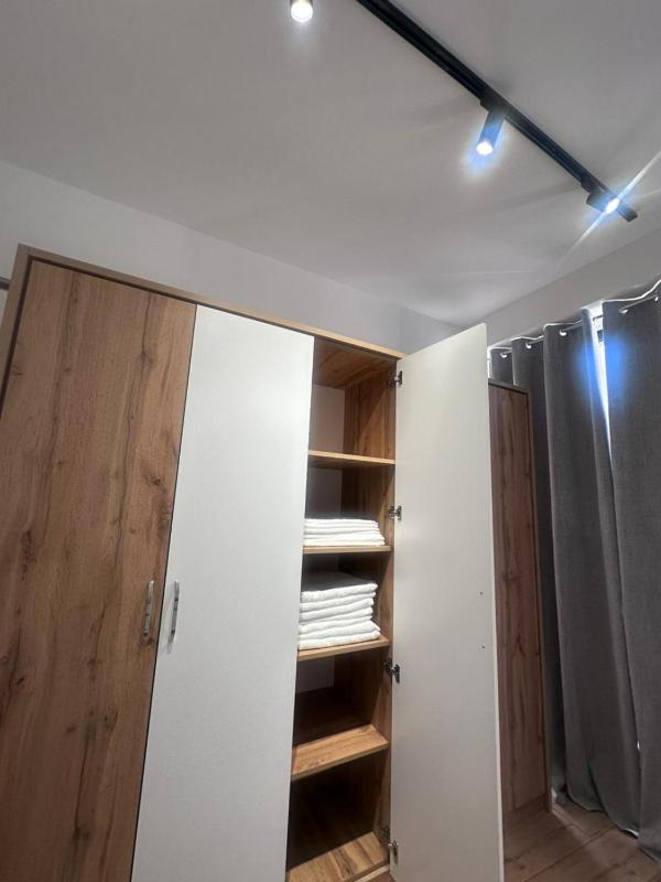 Brean apartment - image 13