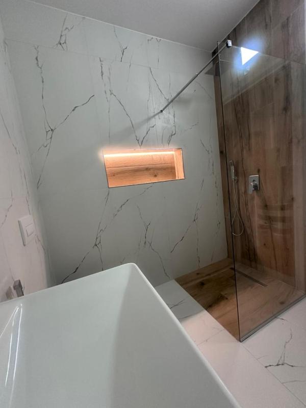Brean apartment - image 10