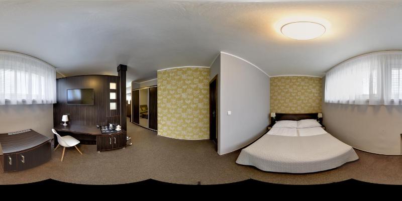 Junior Suite image 2