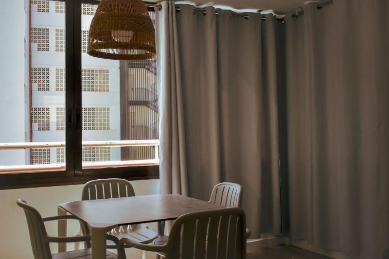 Studio Apartment image 2