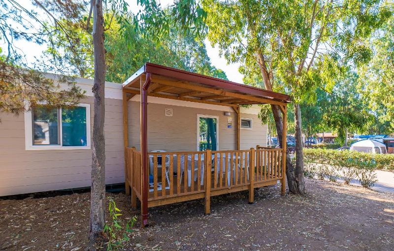 Three-Bedroom Mobile Home image 1