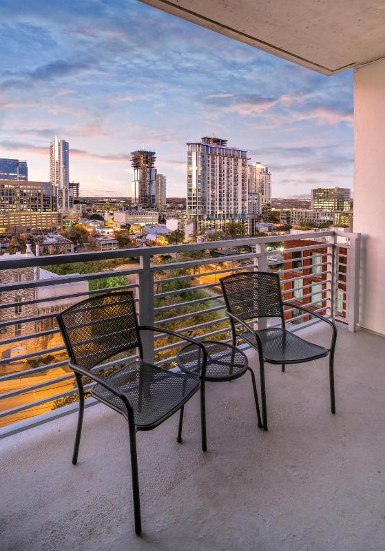 Wyndham Austin Resort 3BR Presidential Apartment with Resort Access - image 23