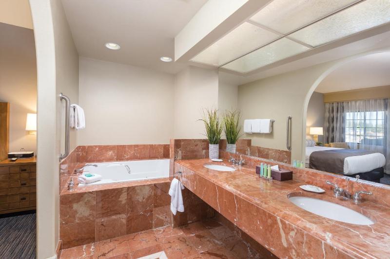 Wyndham Legacy Golf Resort 1BR Apartment with Resort - image 25