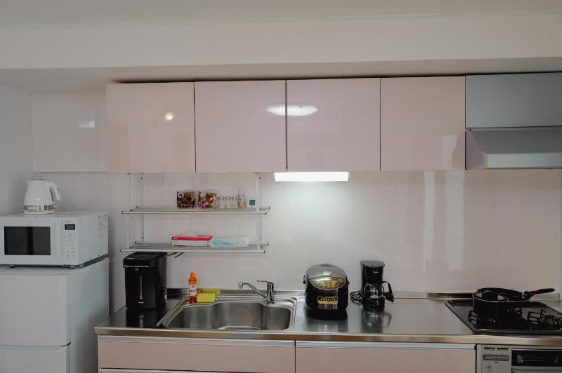 The Prime Minato 3 Beds Suite Near Tokyo Tower 2 Mins Walk to Asakusa Line - image 9