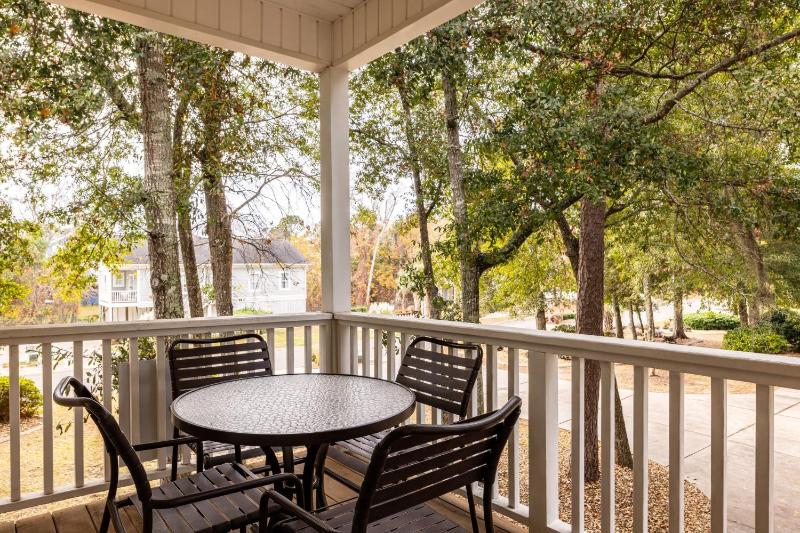 Wyndham The Cottages 3BR Apartment with Resort Access - image 4