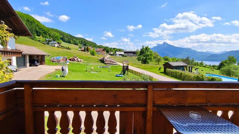 Large Two-Bedroom Apartment with Balcony image 4