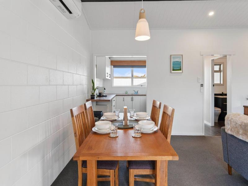 The Cozy Corner - Taupo Holiday Home - image 10
