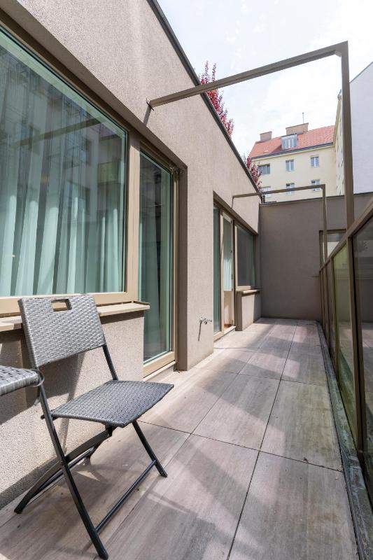 One-Bedroom Apartment with Balcony image 3