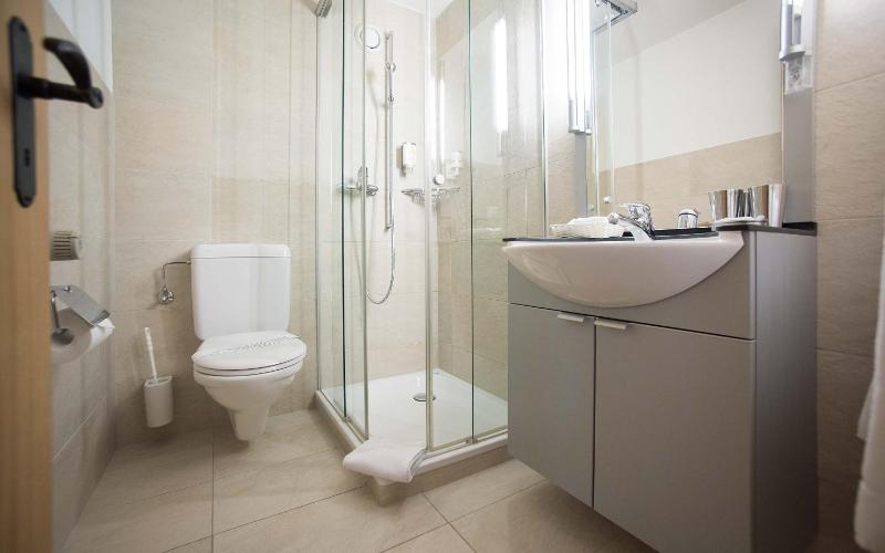 Superior Double Room image 4