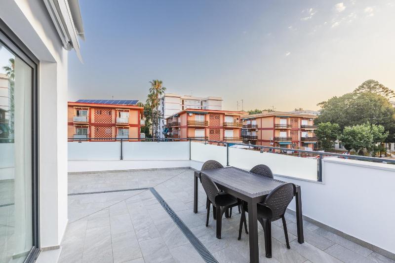 A&N Mediterranean Rooftop Escape Torre del Mar - image 6