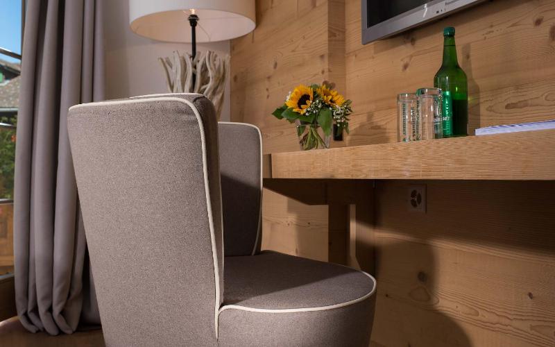 Superior Double Room image 3