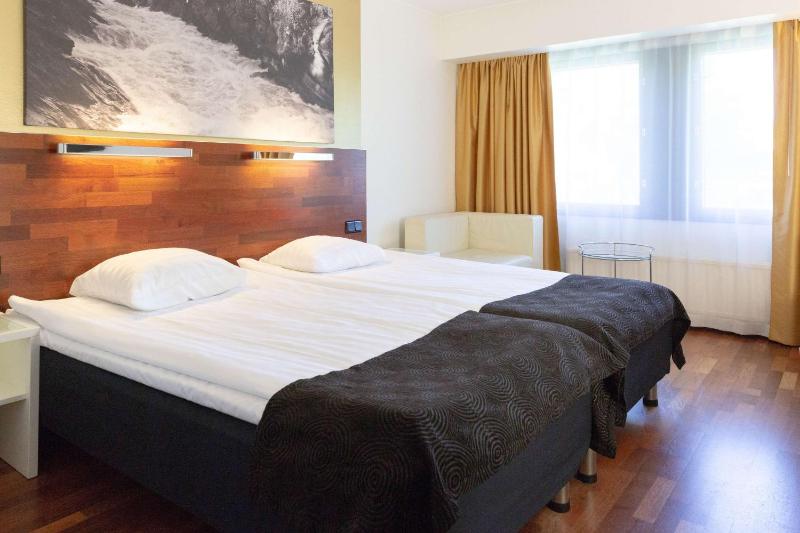 Standard Twin Room - Park Building image 1