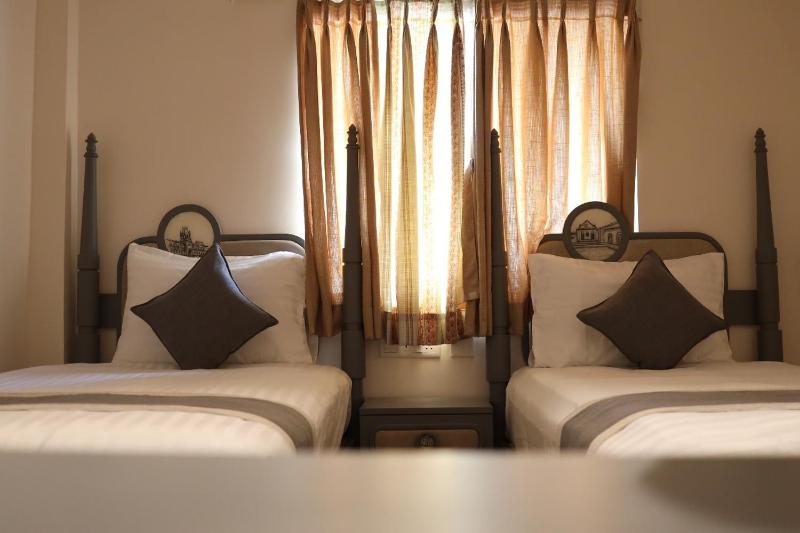 Hotel Metro Prime - image 9