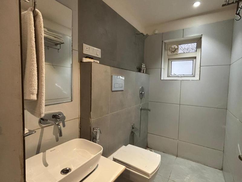 Hotel Metro Prime - image 12