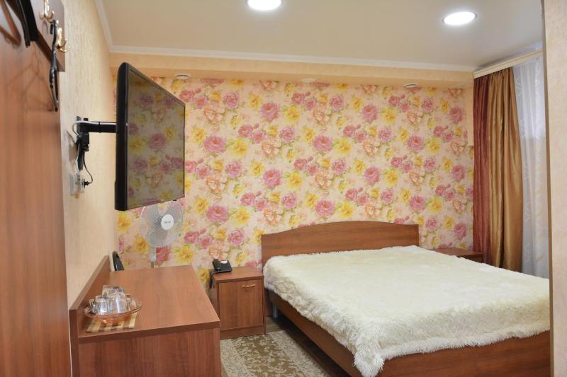 Standard Double Room image 1