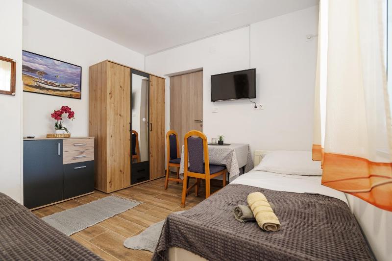 Apartment Mirela - image 5