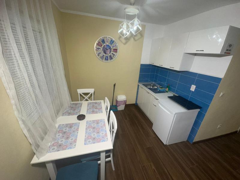 Double Room with Park View image 1