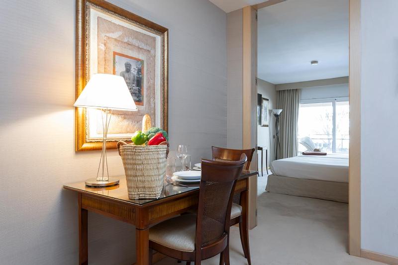 Suites del Mar Fenals Apartments - image 4