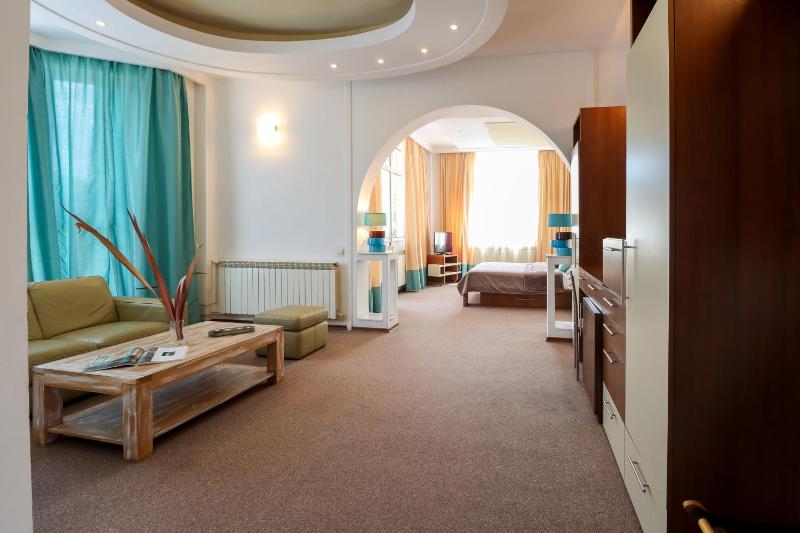 Suite with Terrace image 1