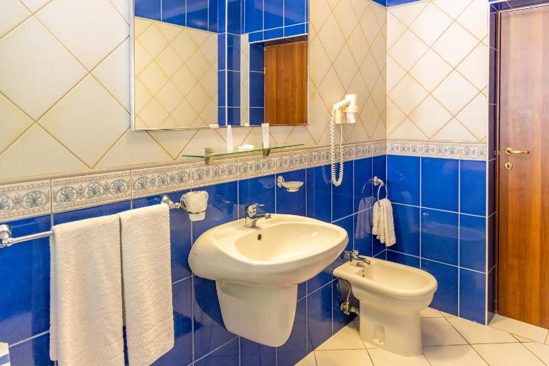 Double or Twin Room with Balcony image 2