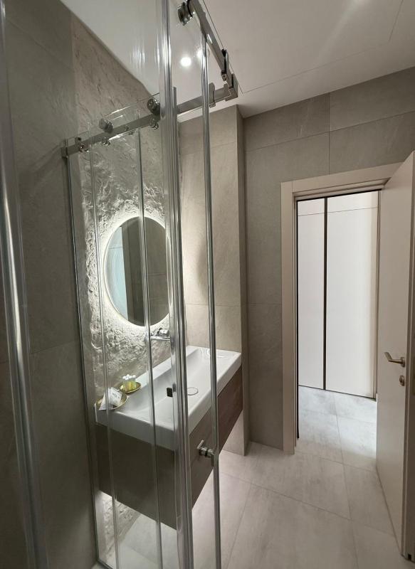 Bridal Suite image 4