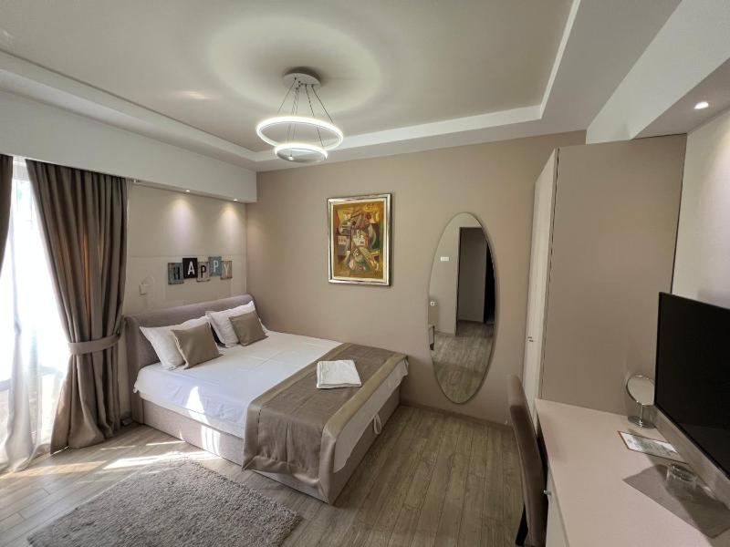 Economy Double Room image 1