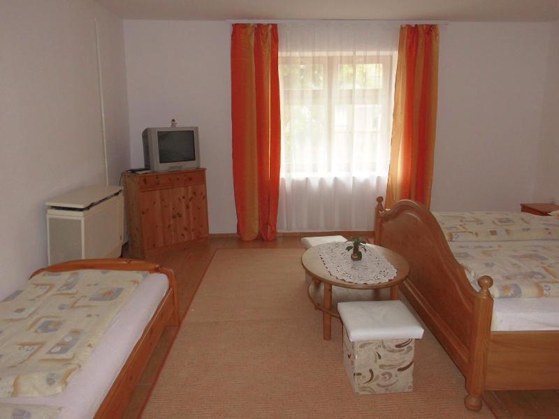 Apartment image 2