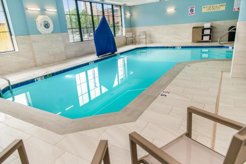 Holiday Inn Express Hotel & Suites Pittsburgh-South Side By IHG - image 12