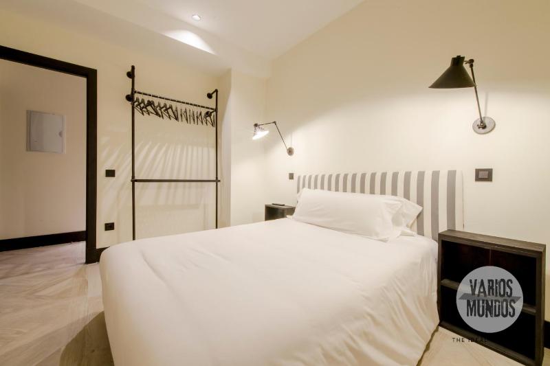 Un Madrid moderno para 7 tu refugio en Abada 2 E2 - image 5