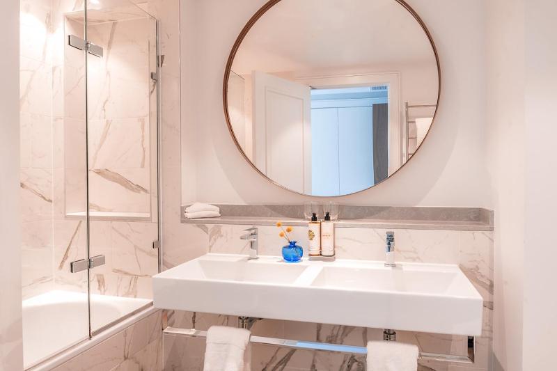 Suite image 2