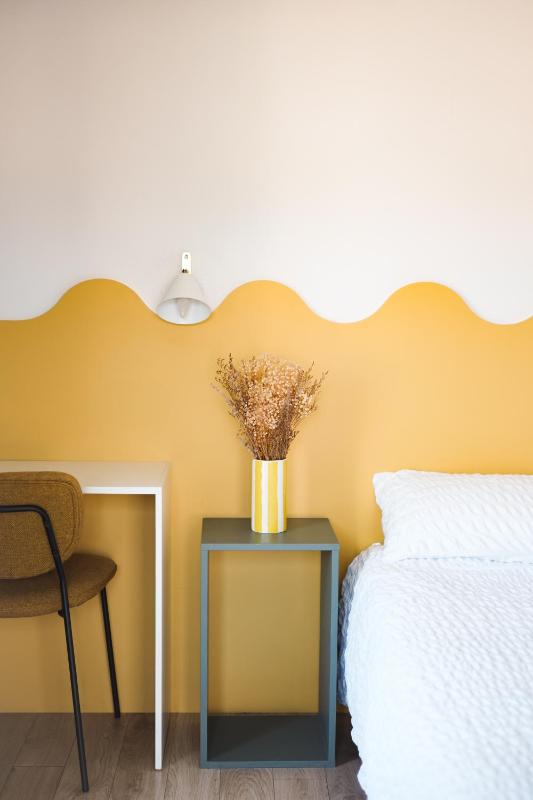Deluxe Triple Room image 1