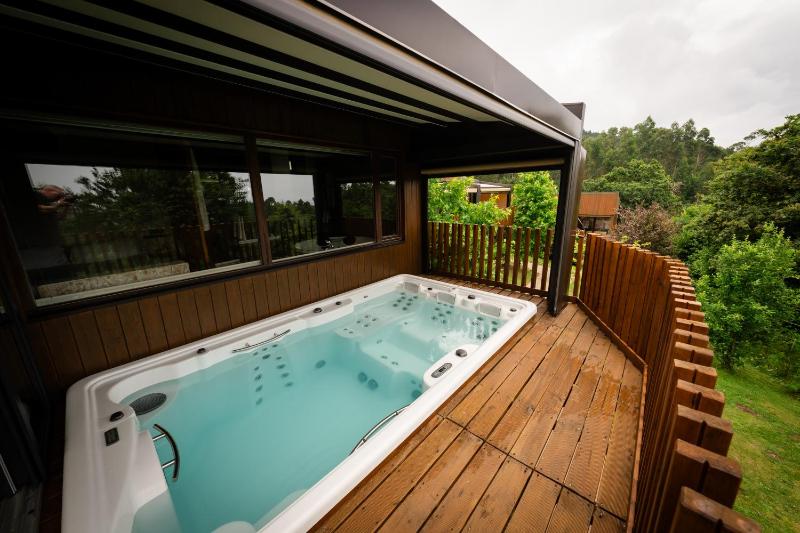 Villa with Swimming Pool image 1