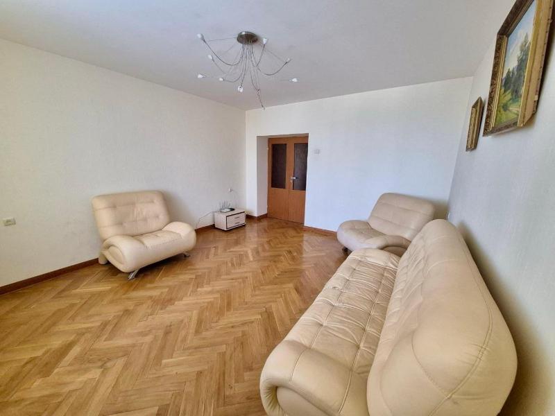 Аpartments at the Pecherska metro station - image 11