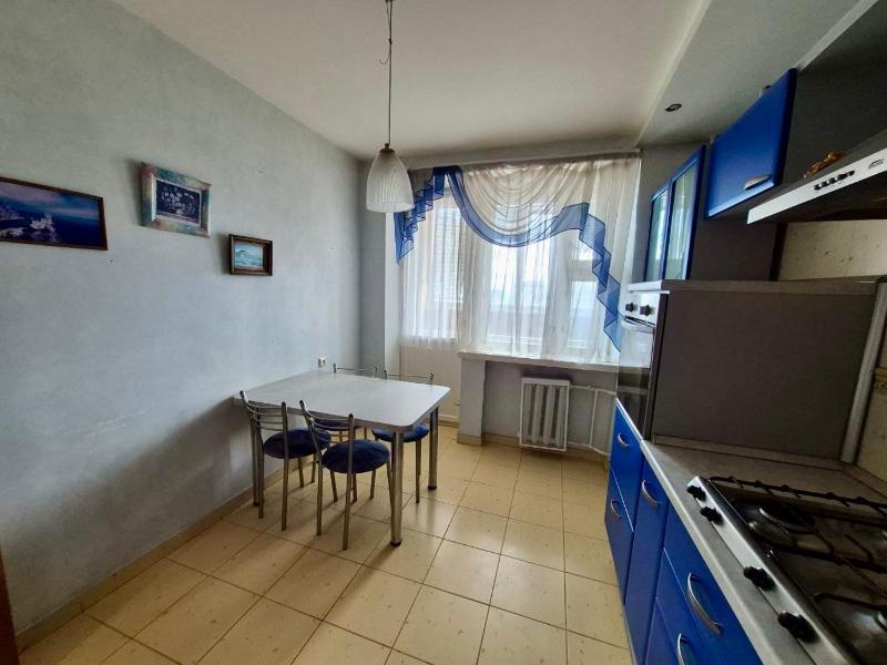 Аpartments at the Pecherska metro station - image 10