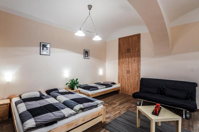Apartment - Ground Floor image 2