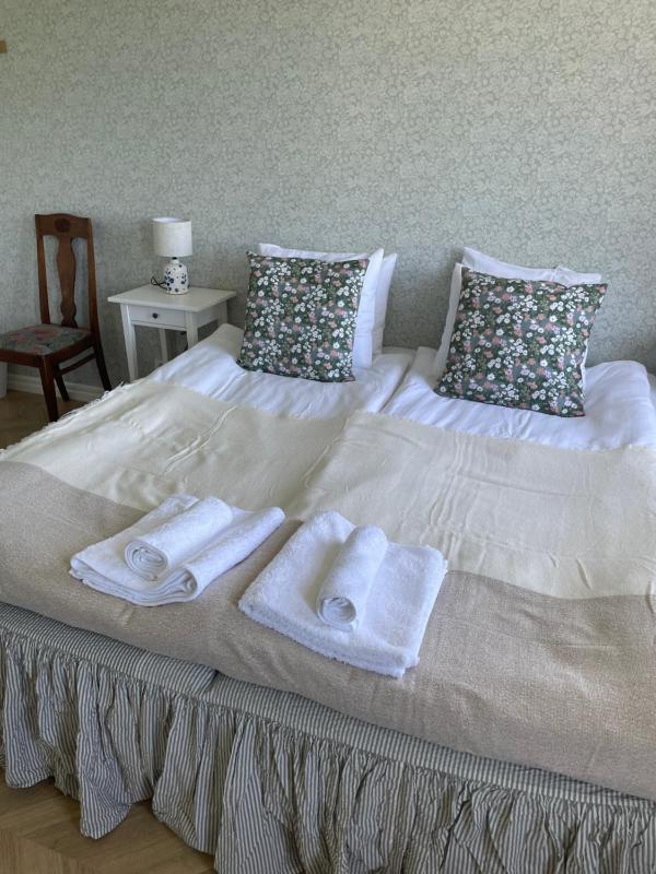 Double Room with Private Bathroom image 4