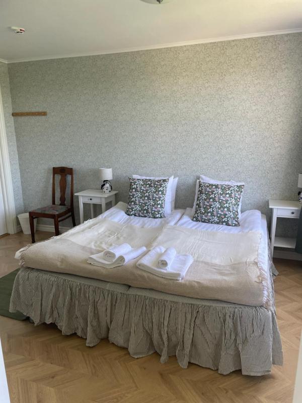 Double Room with Private Bathroom image 2