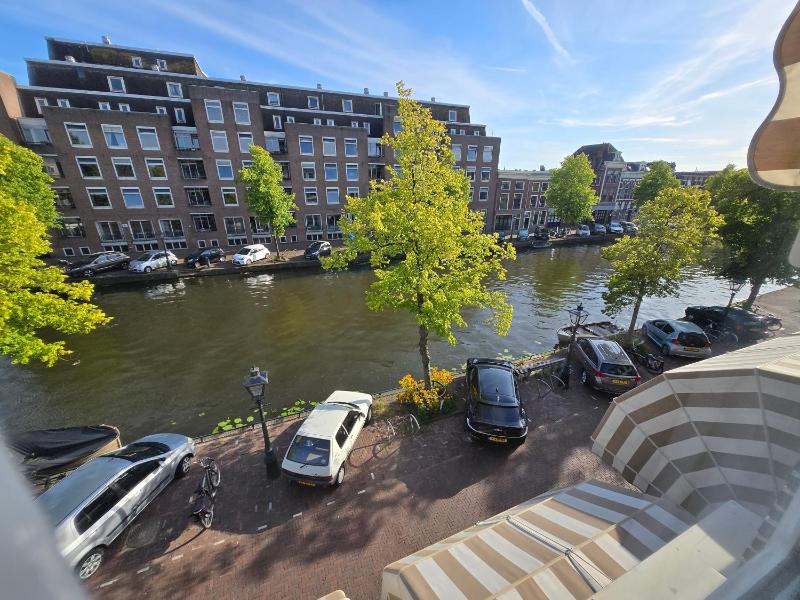 Deluxe Double Room image 2