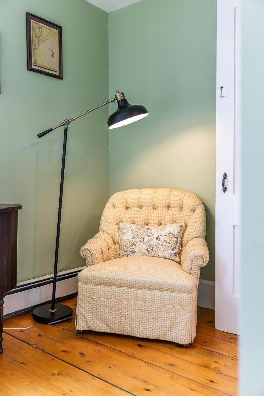 Standard Queen Room image 2