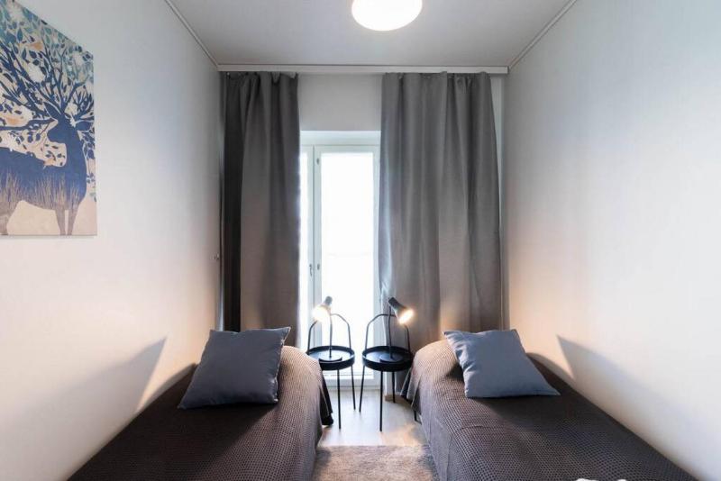 A well-equipped 2-bedroom apt - image 2