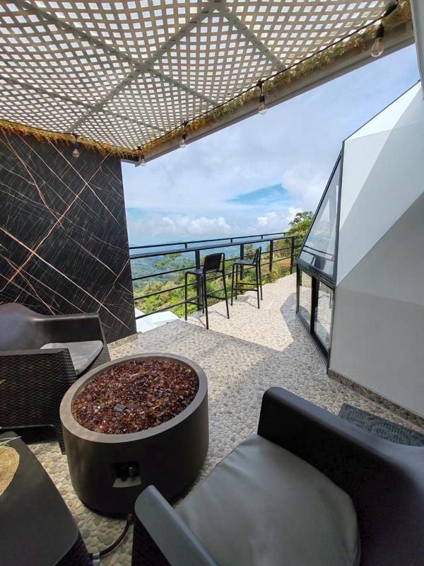 Sunrise Hill Glamping - image 4