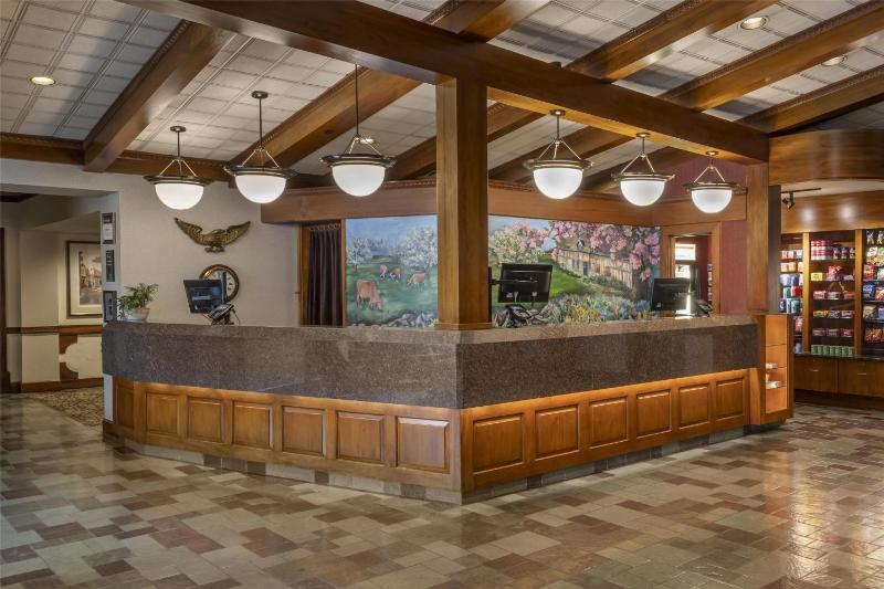 Best Western Plus The Normandy Inn & Suites - image 17