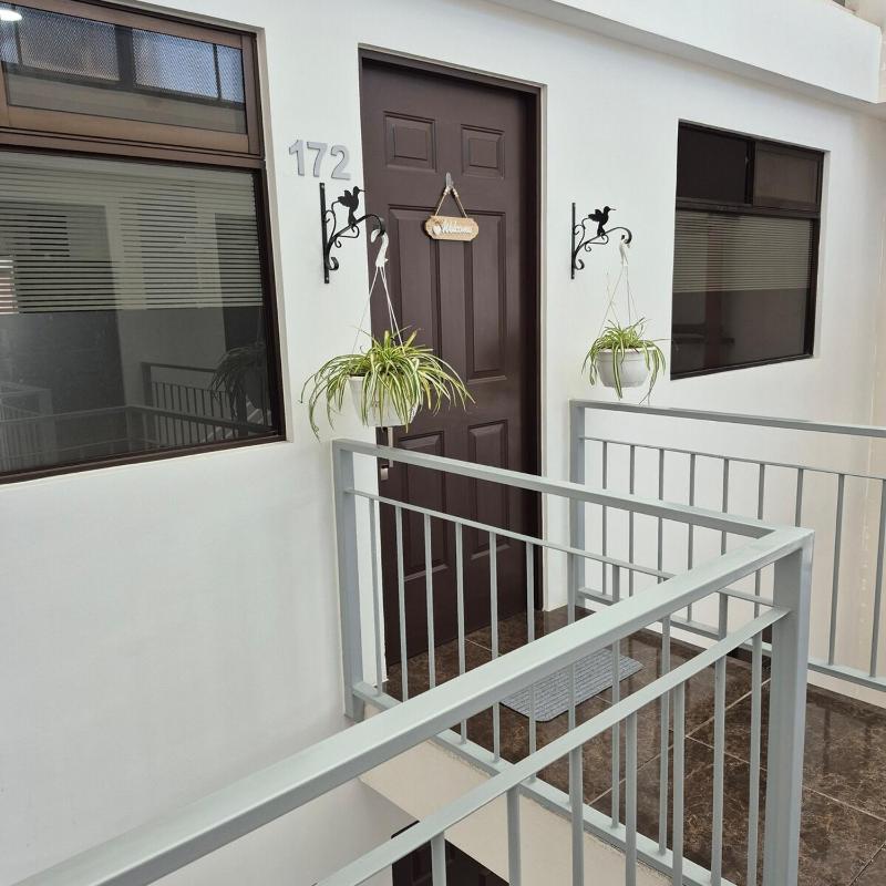 Moderno apartamento en San Jose CR - image 4