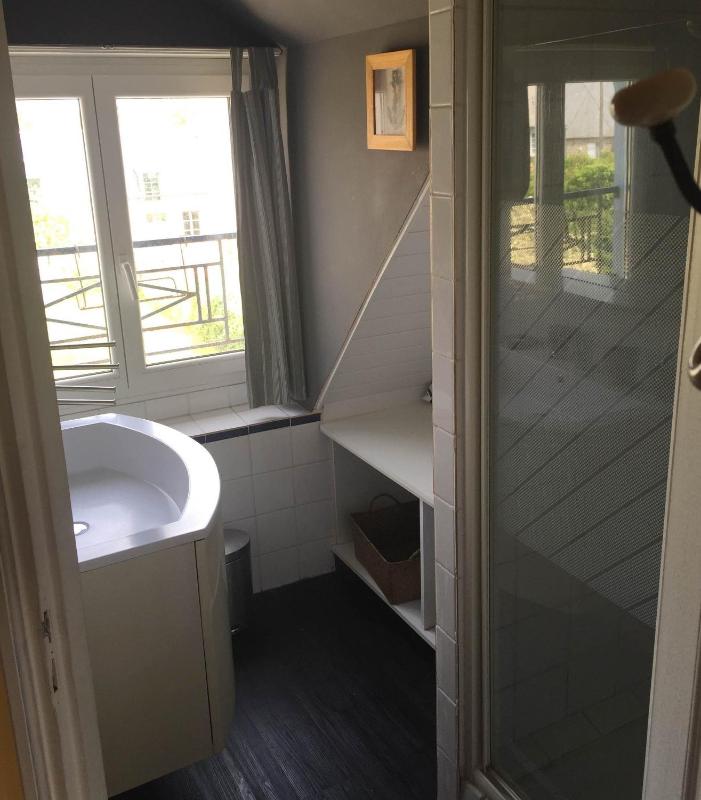 Standard Quadruple Room image 2